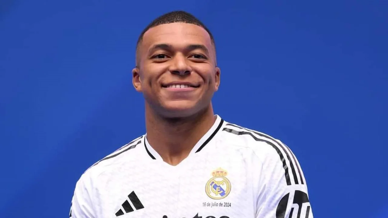 موقفه من مونديال 2026 | ريال مدريد يكشف إصابة مبابي